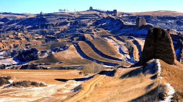 秋日遥想塞外新兵连操场，依然满腔热血