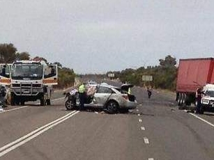 女儿澳洲自驾游车祸遇难，父母状告驾车同伴