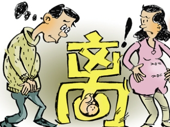 渣男出轨逼怀孕六月妻子引产，看法官如何主持公道