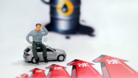 油价迎来“二连涨” 今日24时前加油划算