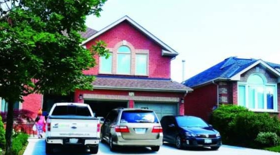 入乡问俗·种菜有风险 | 大菜园子致房价大跌，在加拿大装修屋子别任性