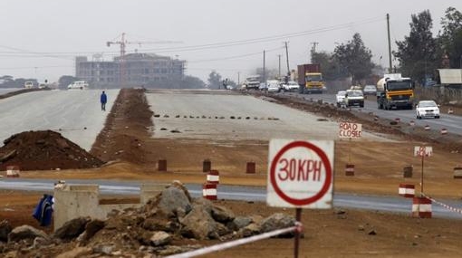 援建非洲公路：从“四面楚歌”到“一炮打响”