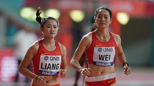 中国接力女队犯规无缘提前晋级奥运 期待多哈泪浇灌出东京硕果