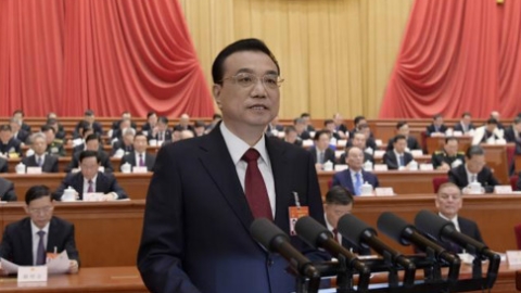 总理政府工作报告中的10道“减法”，每一道都是群众幸福感的“加法”