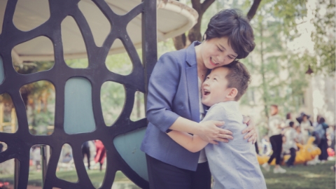 新时代奋斗者 | 深耕托幼30余年，中福会托儿所所长方玥呵护每个孩子会发光的眼睛