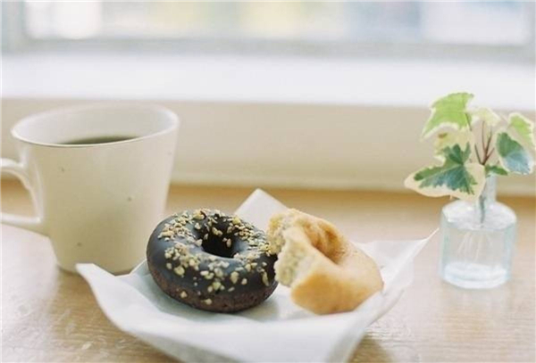 一个人吃饭，我很快乐