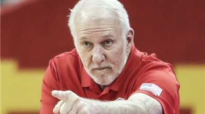 “平民梦之队”世界杯首亮相，70岁的他才是最亮的那颗星