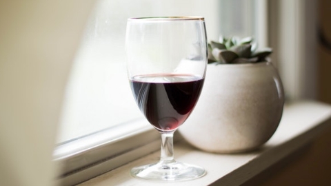 十日谈·时尚 | 读书与品酒