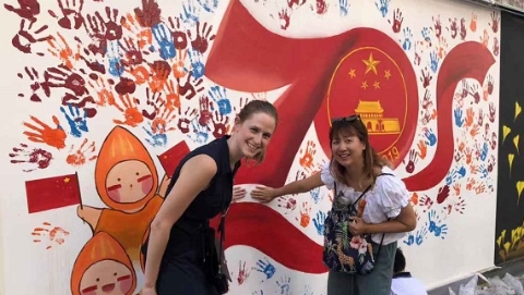 齐天大圣、黑猫警长、哪吒……上海美影厂“卡通天团”集体跃上豫园这面墙