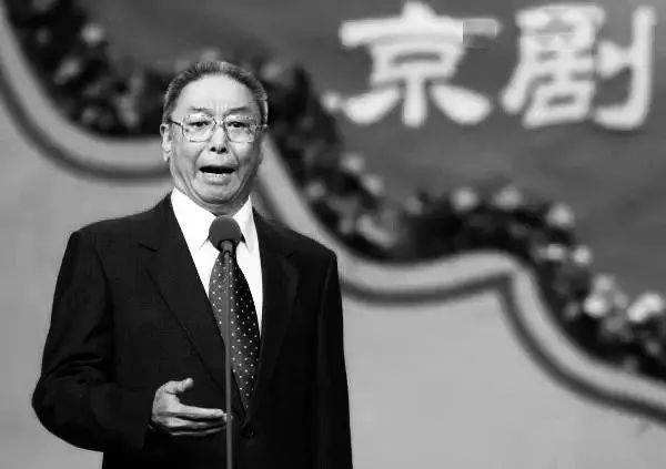 翁思再：逝者如斯，香烟不绝——追忆谭元寿先生