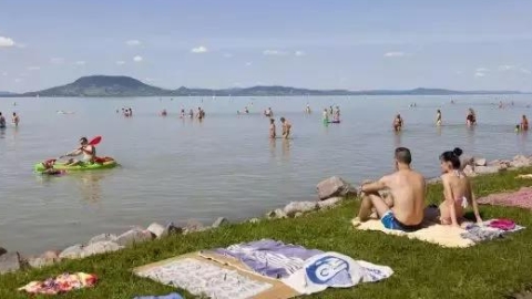 匈牙利巴拉顿湖开放，度假区门票全线上涨