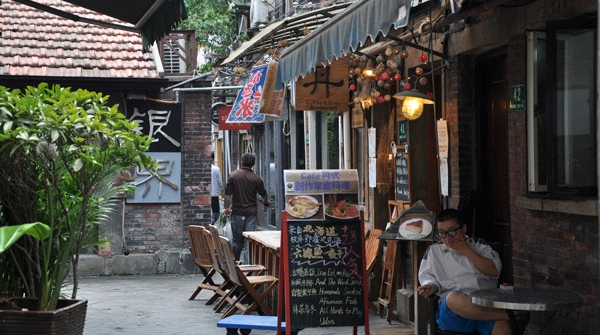 纪实｜小店里的小康故事：留在上海的理由