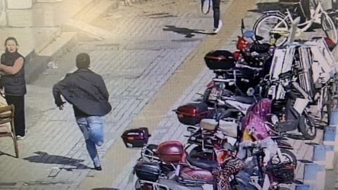 路遇诈骗怎么办？金山朱泾这个社区的民警、物业和居委会组团行动！