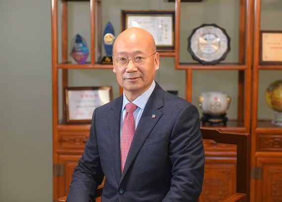 阿拉身边的代表丨杨国平：立足行业建言献策 助新能源出租车推出换电模式