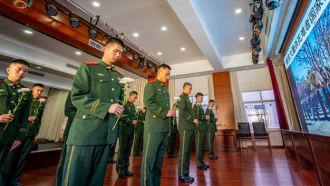 悼念遇难同胞，奋进强军征程：武警执勤第五支队线上参加南京大屠杀死难者国家公祭日活动