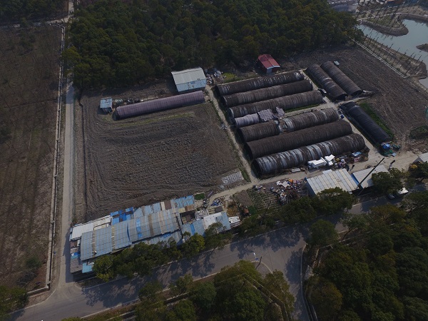 母亲花公园整改前.JPG