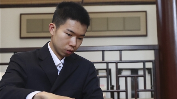 慢郎中反杀快枪手！辜梓豪“唯慢不破”，杨鼎新能否接招令人期待