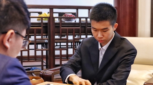 同里杯三番棋决战逆转杨鼎新 辜梓豪成为新天元