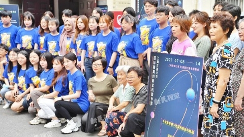 居委会里开营的国际夏令营要干嘛？