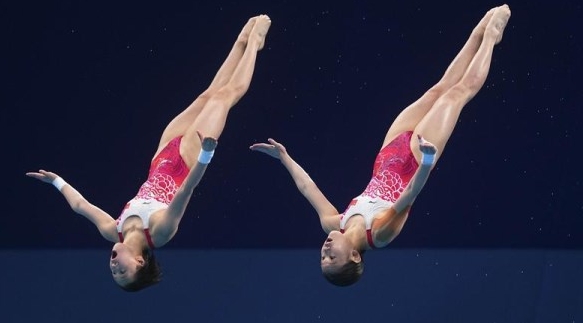 上海选手奥运第二金！陈芋汐跳水女子双人10米台夺冠