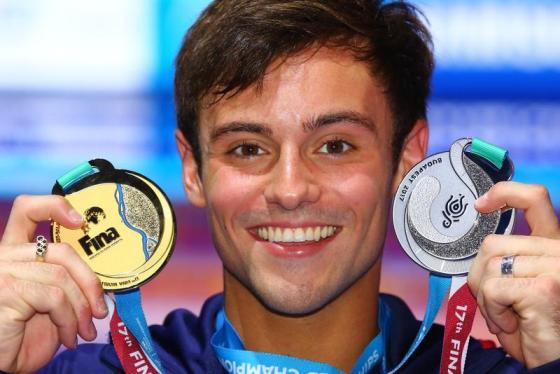 图说:英国选手戴利昨天收获男子10米台金牌和混双3米板银牌 新华社图