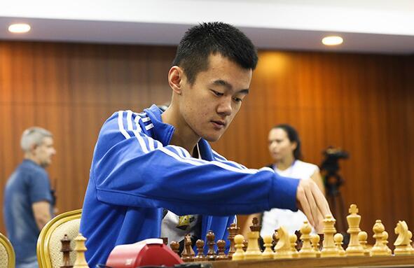 丁立人晋级世界杯决赛！国际象棋中国第一人是突破历史的_台前幕后_新民网