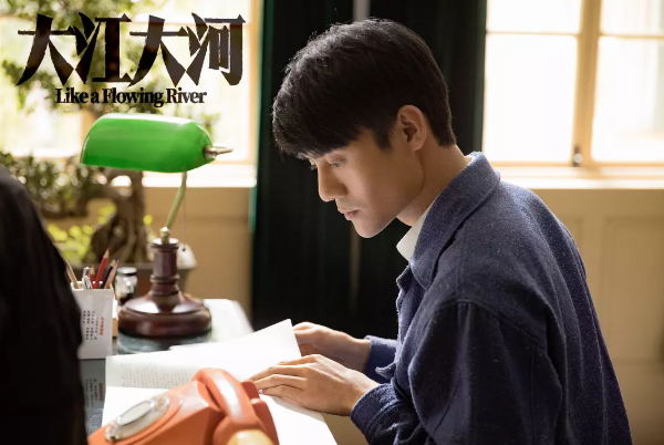 图说:《大江大河》王凯剧照 官方图在剧中作为国营经济代表的宋运辉
