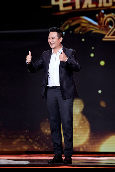 张嘉译和张译人到中年不苟且