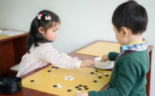 围棋：开启孩子的智慧大门