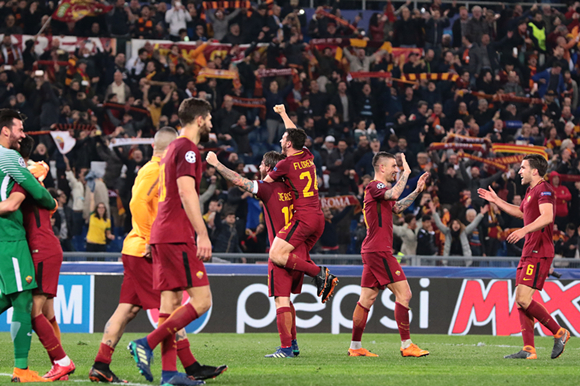 奇迹!3球逆转巴萨,罗马又一次征服欧洲