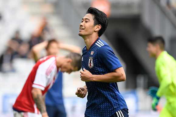 世界杯前奏丨h组动态速递 香川赢回首发 日本终于赢球 手机新民网