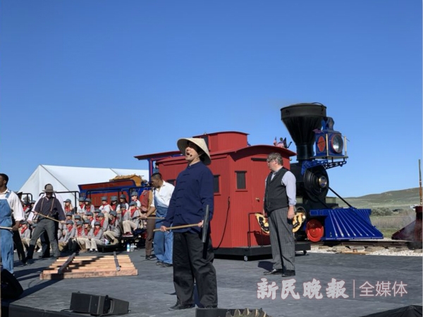 美国太平洋铁路建成150周年致敬华工贡献