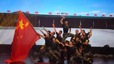 武警上海总队执勤第四支队举行庆祝建军92周年文艺汇演
