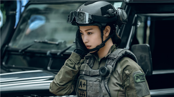 刘德华刘青云倪妮贺岁档首部电影拆弹专家2定档