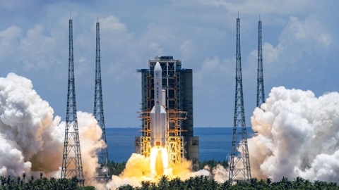 长征五号带你靠近火星 上海航天提供90%起飞推力