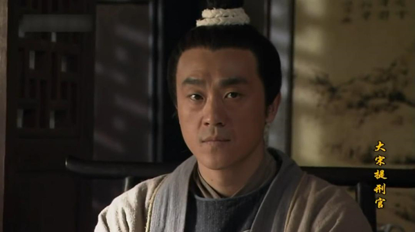 访本届白玉兰奖评委何冰前年来领奖和今年来评奖有什么不同