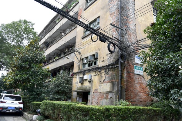 原拆原建40幢破旧多层老工人新村住宅将变身17幢高层电梯住宅房