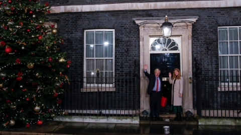 首相想用“捐款”翻修官邸，英国人不乐意了
