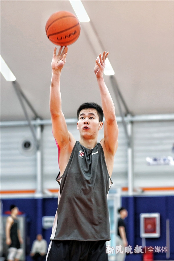 nba有戏郭昊文被选中参加官方试训营