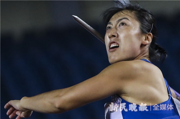 图说:吕会会在女子标枪决赛中