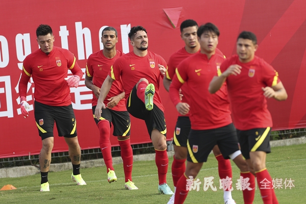 国足-李铭珅_副本.jpg